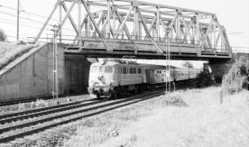 "Most kolejowy w okolicy stacji Włochy", 10.09.1998. Fot. J. Szeliga....